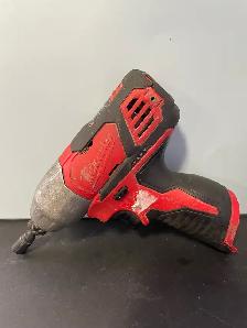 MILWAUKEE M12 IMPACT DRIVER