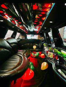 $199-BRAMPTON MISSISSAUGA LIMO NIAGARA TORONTO LIMOUSINE RENTALS - Photo 3