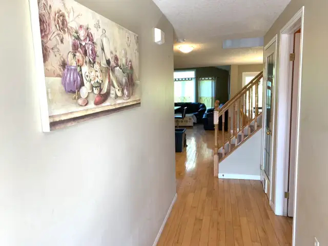 Townhouse for Rent in Waterloo - Photo 4