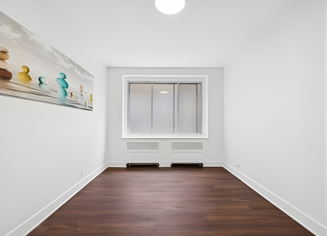 4 ½ rénové – Métro Snowdon – Entièrement meublé - Photo 7