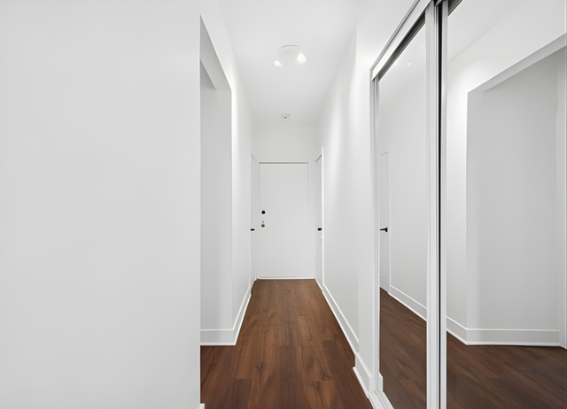 4 ½ rénové – Métro Snowdon – Entièrement meublé - Photo 9