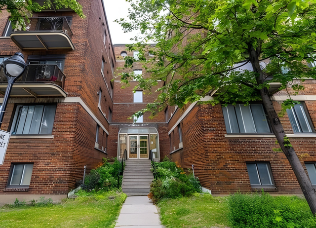 4 ½ rénové – Métro Snowdon – Entièrement meublé - Photo 11