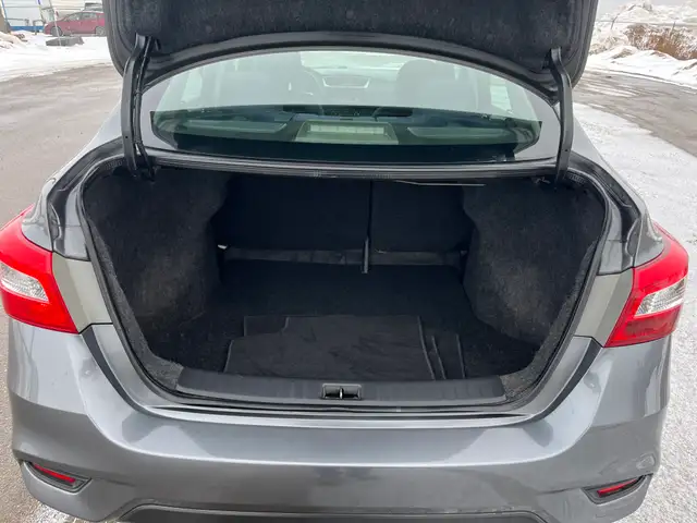 2016 Nissan Sentra SV - Photo 10