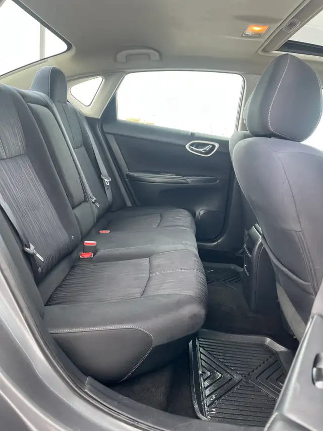 2016 Nissan Sentra SV - Photo 13