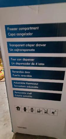 REFRIGERATOR ( KENMORE COMPACT REFRIGERATOR) - Photo 4