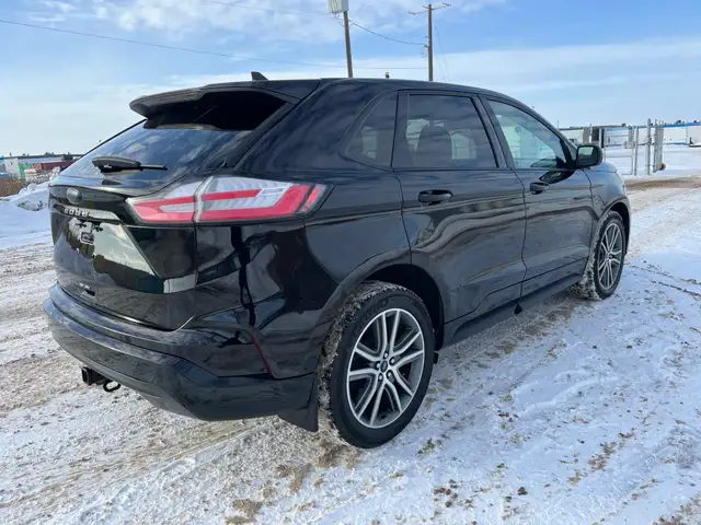 2022 Ford Edge ST LINE - Photo 4