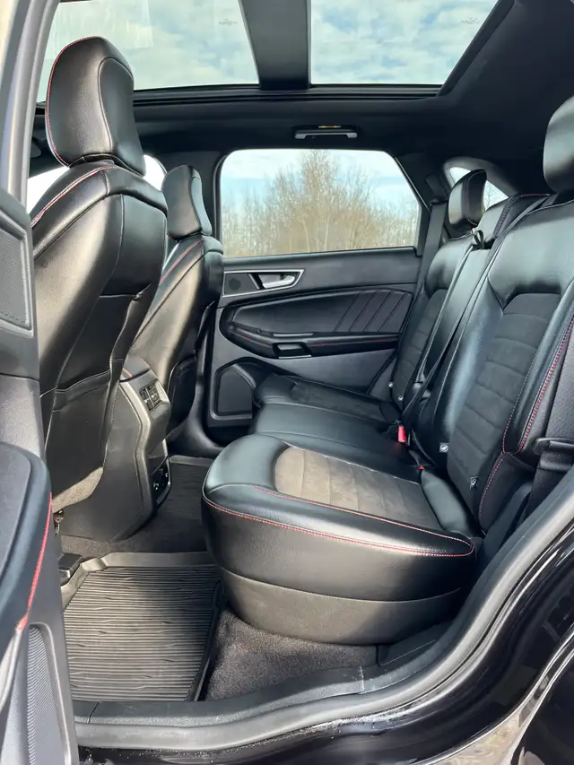 2022 Ford Edge ST LINE - Photo 14