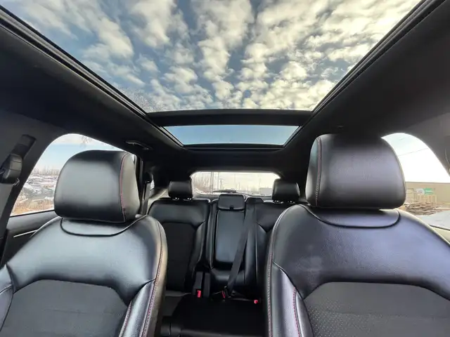 2022 Ford Edge ST LINE - Photo 15