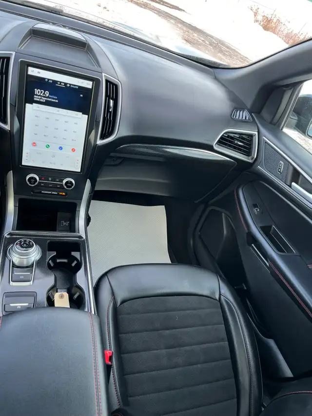 2022 Ford Edge ST LINE - Photo 18