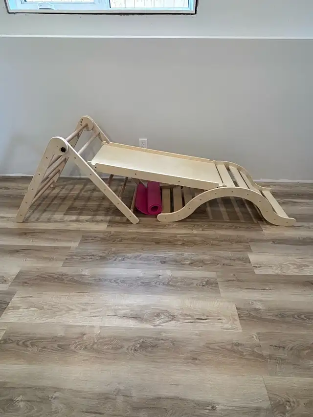 Pikler Wooden Climbing Set