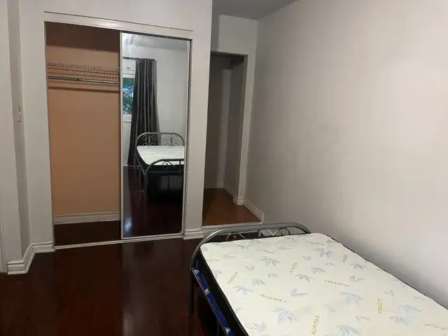 One bedroom near UTSC for rent - Photo 2