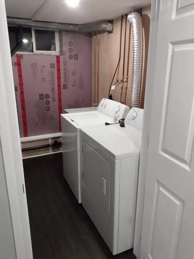 1 BEDROOM APARTMENT FOR RENT - Photo 8