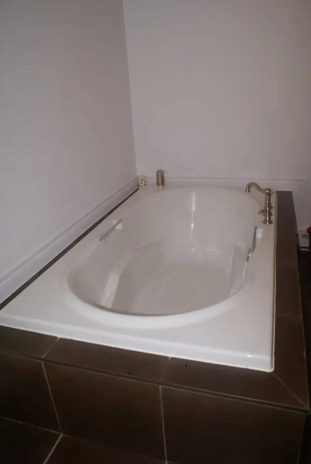 Grand appartement 5 1/2 libre le 1 er juillet à 1665$ - Photo 10