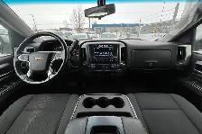 2018 Chevrolet Silverado 1500 LT  Crew Cab 5.3L V8 - Photo 13