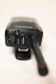 Two Way Radio Motorola VX-261 Two Way Radio in working condition - Photo 7