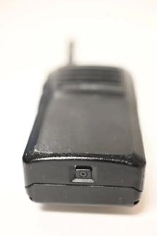 Two Way Radio Motorola VX-261 Two Way Radio in working condition - Photo 8