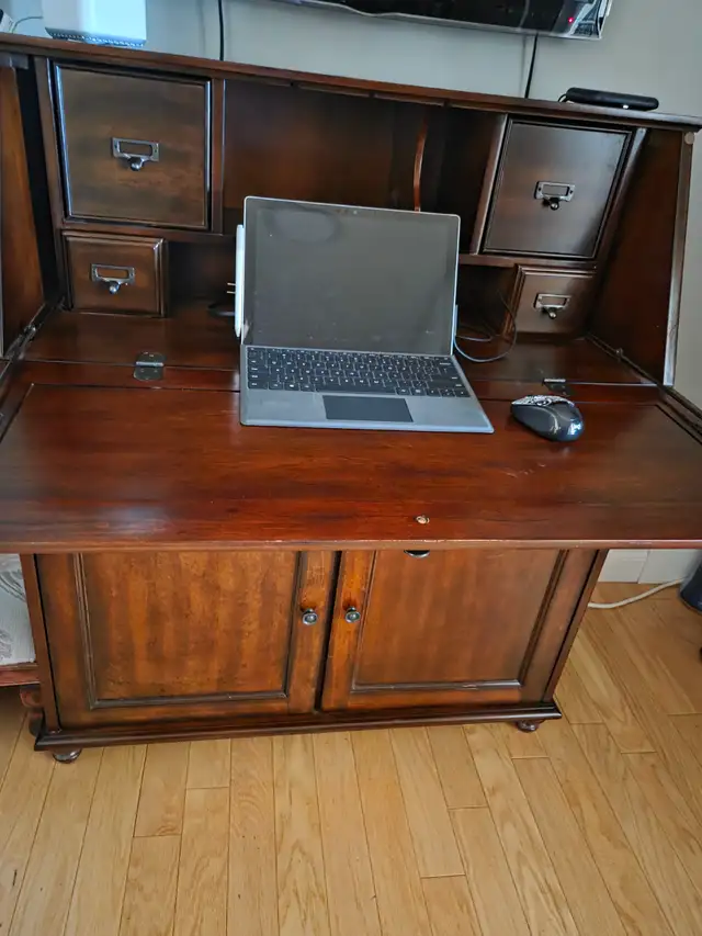 COMPUTER OFFICE DESK - Photo 4