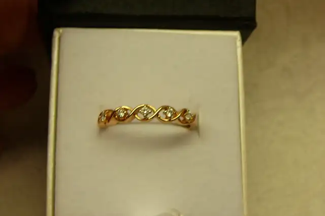 BAGUE semi-éternité en acier inoxydable ( 9 ) - Photo 2