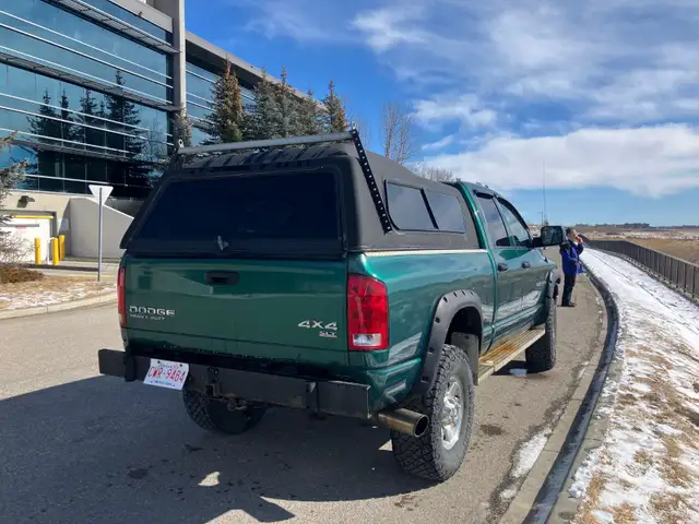 2004 Dodge Ram 2500 4X4 - Photo 2
