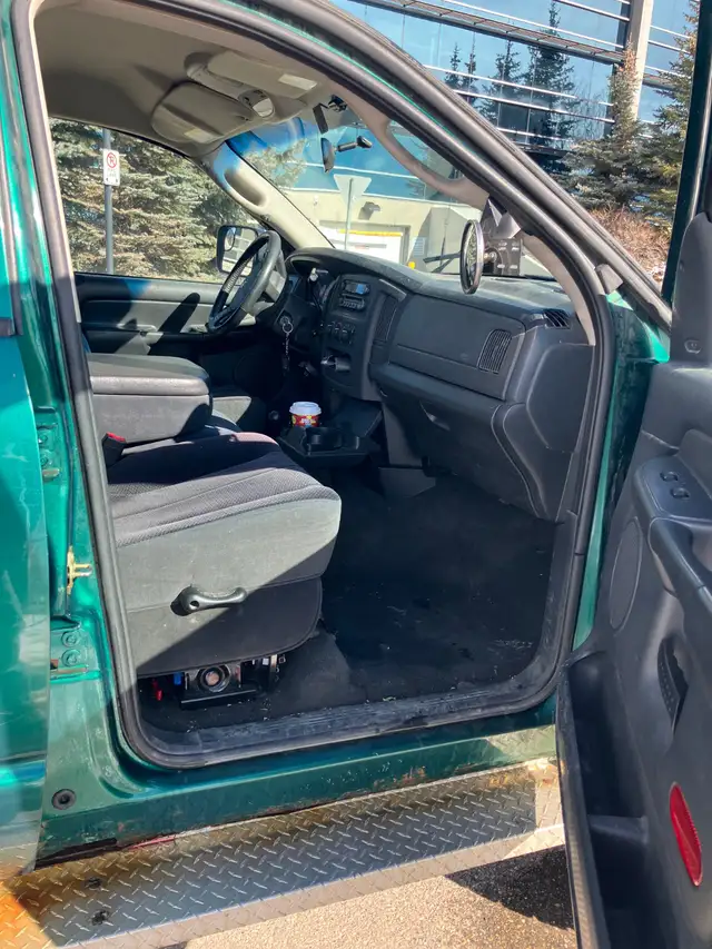 2004 Dodge Ram 2500 4X4 - Photo 3