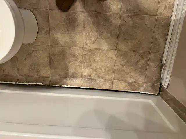 Looking for a handyman - a  bathroom in Ottawa Barrhaven . - Photo 2