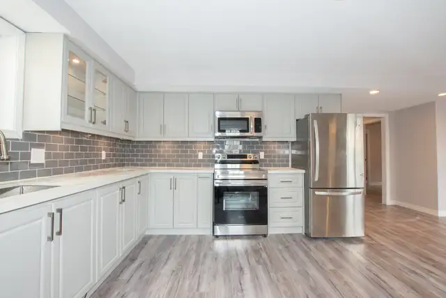 27 Rollins Dr, Welland - 2 Bedroom Lower Unit - Photo 5