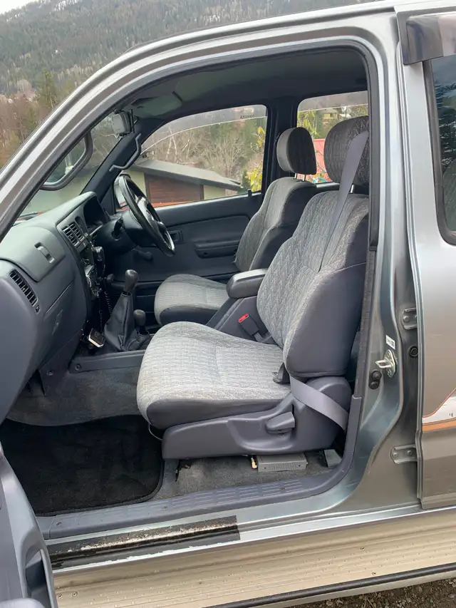 2002 Toyota Hilux Diesel Manual - Photo 7