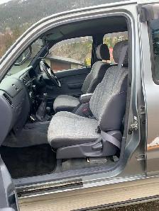 2002 Toyota Hilux Diesel Manual - Photo 7