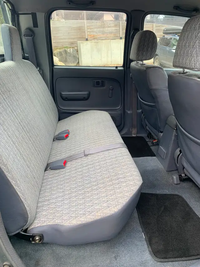 2002 Toyota Hilux Diesel Manual - Photo 8