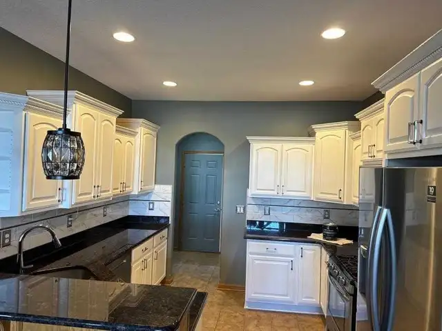 painting and drywall - Photo 8