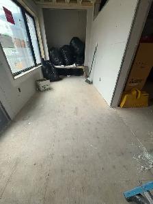 Looking for Fulltime job