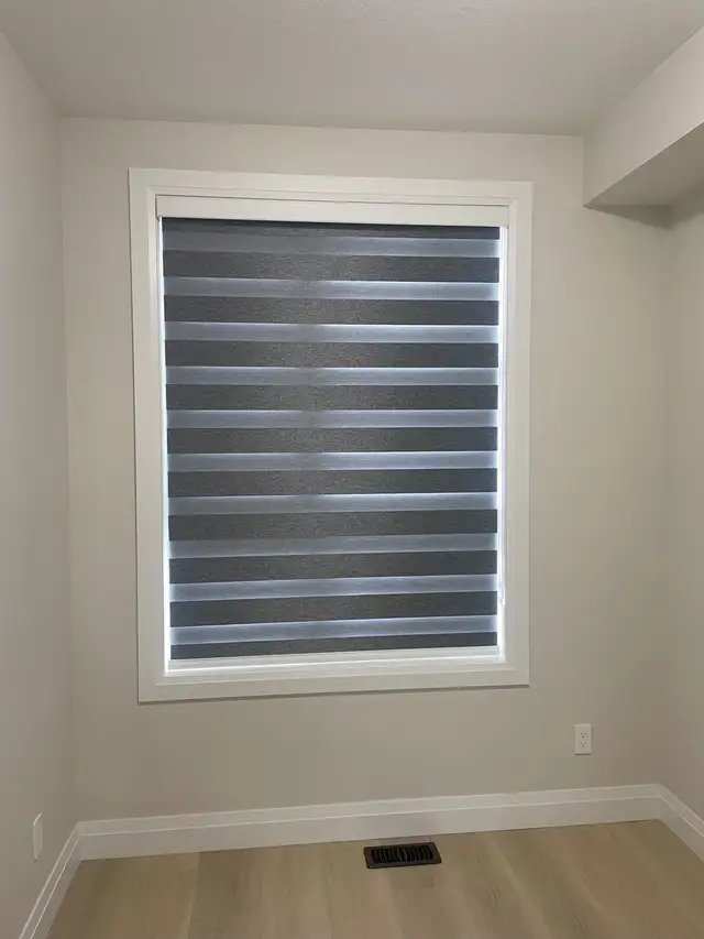 Helper needed for blinds business - Photo 2