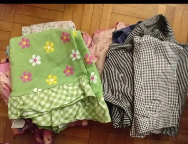 Lot de vêtements pour bébé