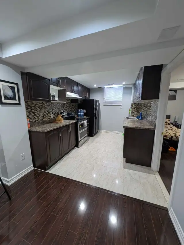 1 Bedroom Legal Basement Apartment - Photo 2