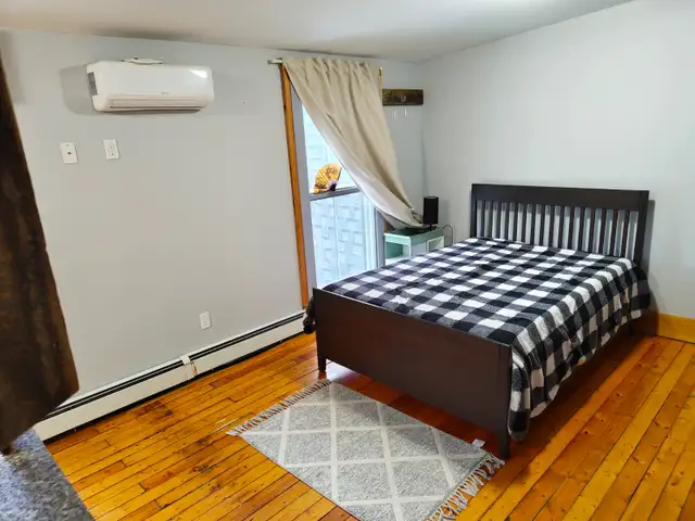 ALL INCLUSIVE RENTAL/FURNISHED Studio - Queen's & Downtown - Photo 2