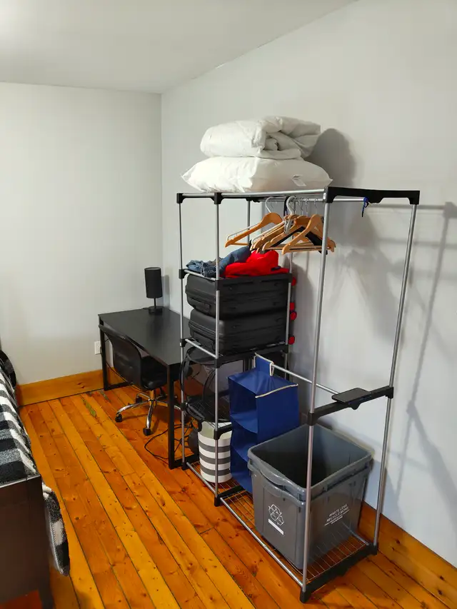 ALL INCLUSIVE RENTAL/FURNISHED Studio - Queen's & Downtown - Photo 3