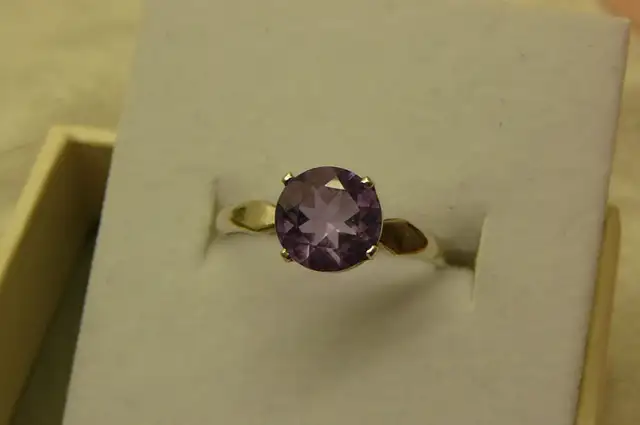 Bague en Argent 925. sertie d'une AMÉTHYSTE  ( 7.5 ) - Photo 2