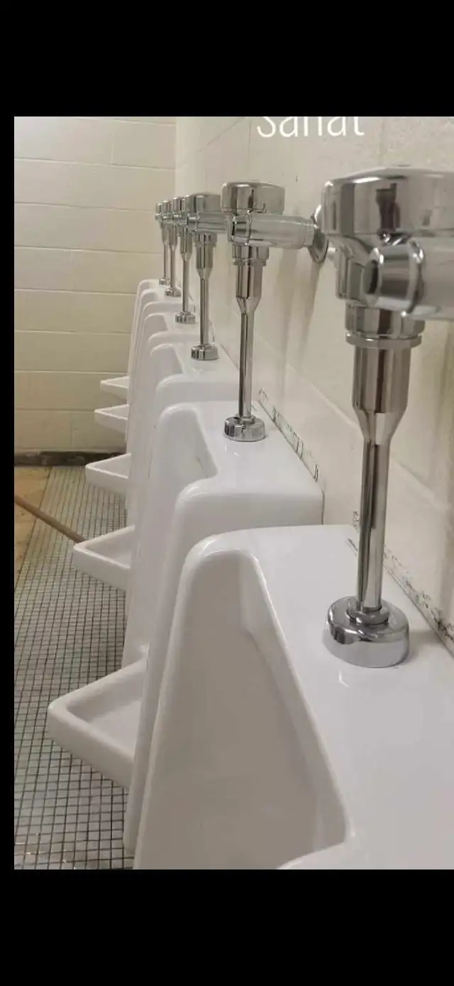 ■WANTED Part Time Plumber Helper■