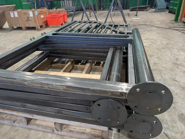 Hiring welder and machine operator - Photo 4