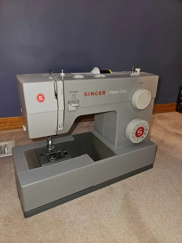 Singer 4411 heavy duty sewing machine