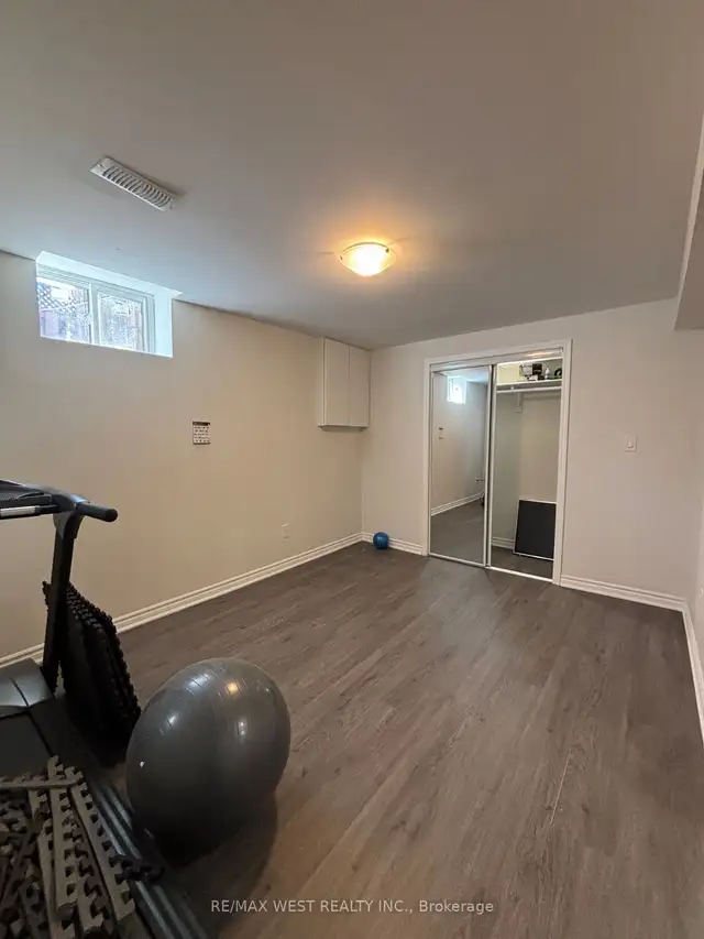 2 bed, 1 bath basement apartment for Rent - Photo 2