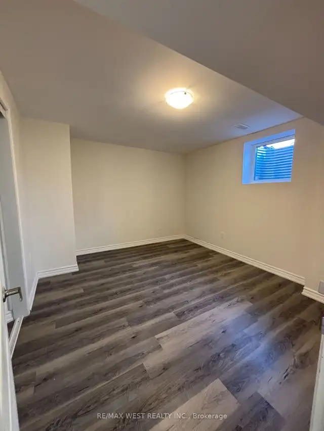 2 bed, 1 bath basement apartment for Rent - Photo 6