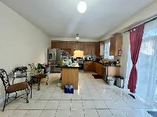 House for rent in Brampton - Photo 5