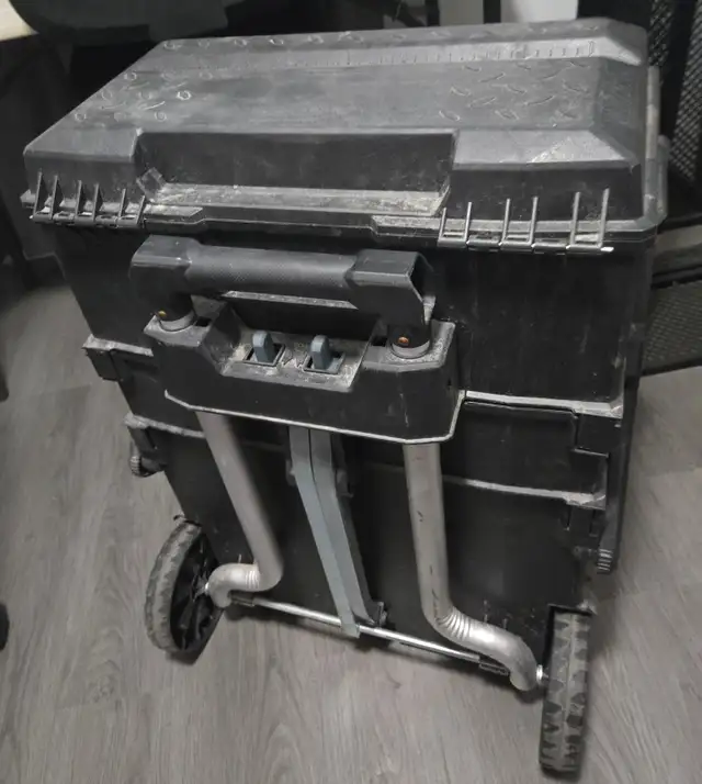 MOBILE TOOL BOX - Photo 7