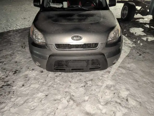 2011 Kia Soul -$1,000 OBO (Must Go ASAP) - Photo 3