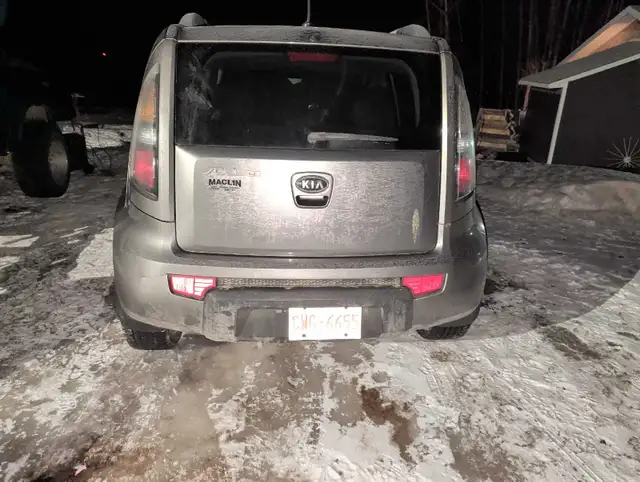 2011 Kia Soul -$1,000 OBO (Must Go ASAP) - Photo 4
