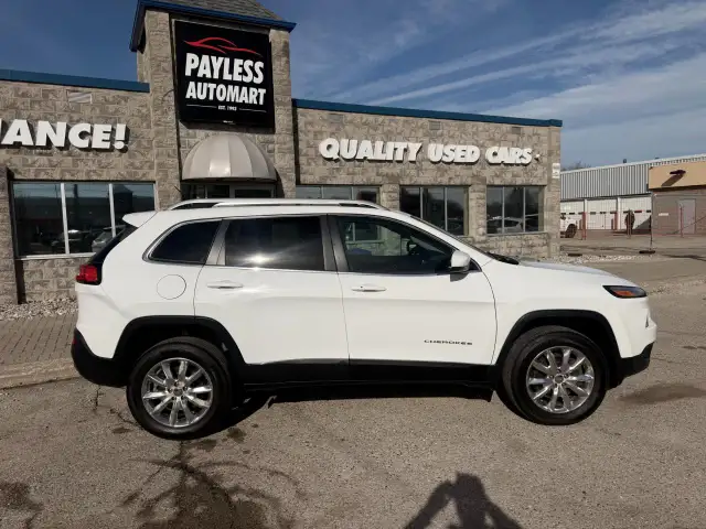 2015 Jeep Cherokee Limited Heated/Ventilated Seats! - Photo 2
