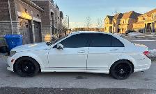 2010 Mercedes C350 4Matic - Photo 2