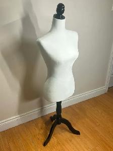 Female Dress Form Mannequin with Stand – Sewing & Display