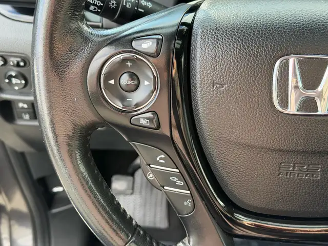 2017 Honda Ridgeline 4WD Crew Cab Touring, No Accident, FREE 10, - Photo 20
